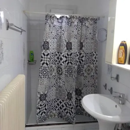 Traditional House 2 * Volos